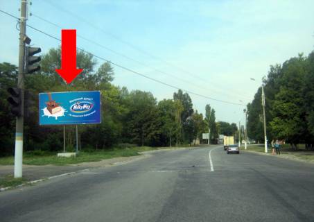 Билборд B в Каменское (Днепродзержинск), 6х3  просп. Конституції - вул.Січеславський шлях (вул.Дніпропетровська), рух до виїзду з міста, біля світлофора фото 1