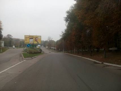 Білборд, Бігборд (Борд)  A у Кам'янське (Дніпродзержинськ), 6х3  авторозв'язка просп. Гімназичний (Пеліна) - вул. Архітектурна (кол. Йосипа Манаєнкова, Комунарна) - вул. Васильєвська (кол. Арсенічева) (на роздільній смузі), напрямок до нового мосту Фото 1