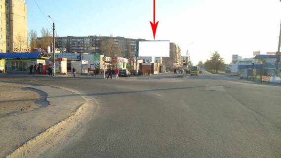 Билборд B в Каменское (Днепродзержинск) дз24Б,бульв. Будівельників - просп. Металургів, напрямок до супермаркету ВАРУС, біля світлофора фото 1