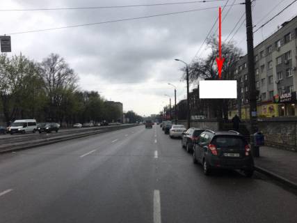 Билборд A в Днепр (Днепропетровск) t080A,просп. Богдана Хмельницького (Героїв Сталінграда), 16, біля входу у Варус фото 1