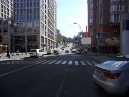 Scrolller, Scroll A in Dnipro (Dnipropetrovsk), 3.14х2.32  st. Sevcenko - st. Vikonkomivs'ka, bila TC KASKAD PLAZA - 168917 Photo 1