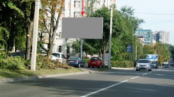 Билборд B в Днепр (Днепропетровск) 121B,вул. Володимира Антоновича (Свердлова) - вул. Степана Бандери (Шмідта), на світлофорі фото 1