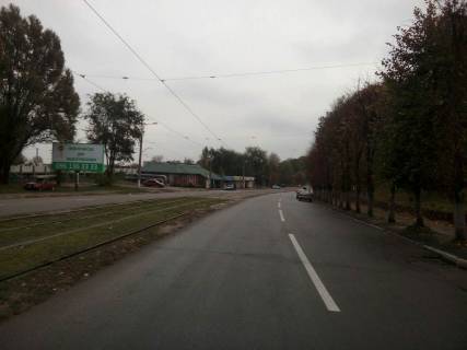Билборд B в Каменское (Днепродзержинск) дз37Б,просп. Василя Стуса (Комсомольський) - вул. Бурхана (район з/д платформи), напрямок до готелю Зоря фото 1