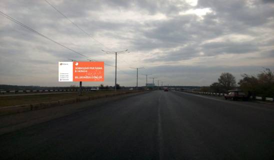 Билборд A в Каменское (Днепродзержинск), 6х3  мостовий перехід через р. Дніпро (на розділовій смузі)(8) рух з лівого на правий берег фото 1