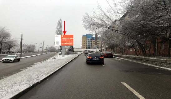 Бэклайт A в Днепр (Днепропетровск), 3.14х2.32  3-ї Штурмової Бригади (колишня 6-ї стрілецької дивізії), в районі перетину з просп. Дмитра Яворницького (Карла Маркса), напрямок руху в центр фото 1