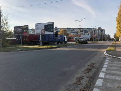 Билборд B в Каменское (Днепродзержинск), 6х3  просп. Дружби Народів, навпроти гіпермаркету "Епіцентр"(3) фото 1