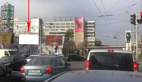 Призма A в Днепр (Днепропетровск) t203A3,вул. Січеславська Набережна (Набережна Леніна), 31 А, біля магазину КОМФІ, на світлофорі - 230220 фото 1