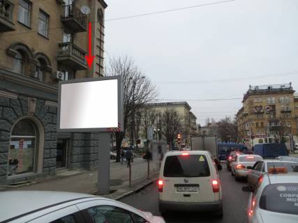 Scrolller, Scroll A in Dnipro (Dnipropetrovsk), 3.14х2.32  st. S. Stril'civ (Artema), 2, na perehresti z prosp. D. Avornic'kogo (K. Marksa), bila svitloforu - 168735 Photo 1