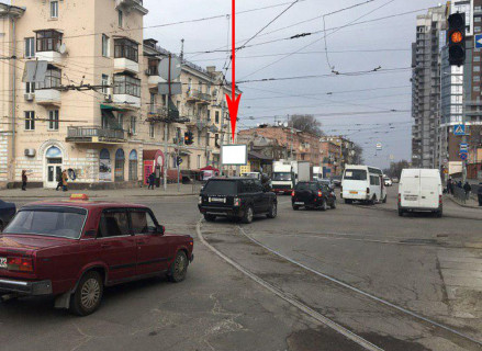 Бэклайт B в Днепр (Днепропетровск), 3.14х2.32  вул. Степана Бандери (Шмідта) - просп. Лесі Українки (Пушкіна), біля світлофору фото 1