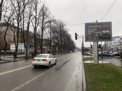 Скроллер A в Днепр (Днепропетровск), 3.14х2.32  вул. Незалежності (Титова), 32А, біля ТЦ АПОЛЛО, рух у бік вул. Зимівницька (колишня Адмірала Макарова), на світлофорі - 230856 фото 1