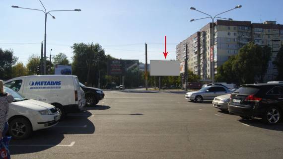 Билборд B в Днепр (Днепропетровск) s103Б,вул. Березинська - вул. М. Міхновського (Щербини) (ТЦ "Караван"), біля світлофора фото 1
