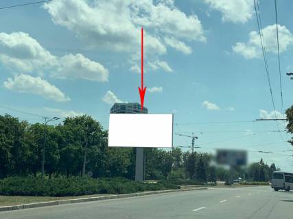 Бэклайт A в Днепр (Днепропетровск) t131A1,вул. Набережна Перемоги розділова смуга, біля лінії розвороту, рух у бік вул. Космічна фото 1