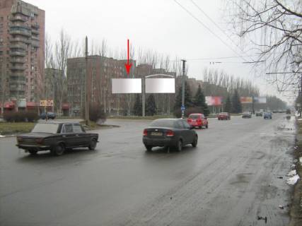 Билборд A в Днепр (Днепропетровск) 117А1,ж/м Червоний Камінь (початок - роздільник). На світлофорі. ліва фото 1
