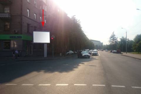 Скроллер A в Днепр (Днепропетровск) s053А2,вул. В. Мономаха (Московська) - вул. Січеславська Набережна (Наб. В. І. Леніна), біля світлофора - 169111 фото 1