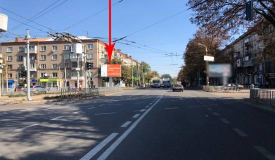 Скроллер B в Днепр (Днепропетровск), 3.14х2.32  вул. Незалежності (Титова) - просп. Олександра Поля (Кірова), на розділовій смузі, на світлофорі - 289473 фото 1