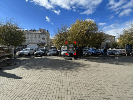 Ситилайт B в Ивано-Франковске вул. Дністровська, 3 (універмаг "Прикарпаття"), місце 2 фото 1