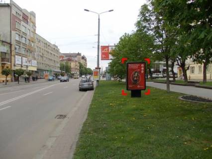 Білборд, Бігборд (Борд)  A у Львові вул. Незалежностi, 36, мiсце 1 Фото 1
