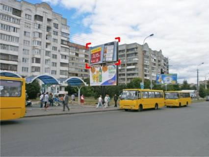 Билборд B в Львове пер. вул. Кравчука – Соборності, зверху фото 1