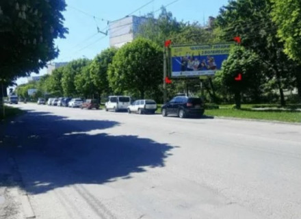 Билборд A в Черновцах вул. Сергія Скальда (Комарова), 6 фото 1