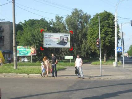 Билборд A в Ровно вул. Василя Червонія (Гагаріна) – Кн. Романа фото 1