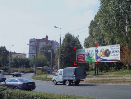 Билборд A в Львове пр. Злуки – вул. Тарнавського, зліва фото 1