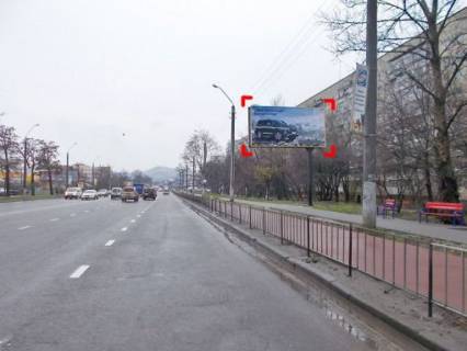 Билборд A в Львове вул. Хмельницького, 269 фото 1