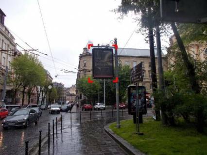 Ситилайт A в Львове вул. Листопадового Чину (біля парку ім. Івана Франка), місце 1 фото 1