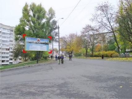 Билборд B в Львове вул. Кривоноса – Громницького фото 1