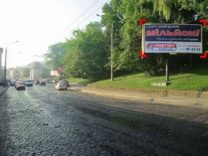Білборд, Бігборд (Борд)  A у Чернівцях вул. Гагаріна (Вокзальна)– пл. Привокзальна Фото 1