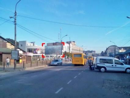 Билборд B в Львове вул. Шептицького (біля ринку), фото 1