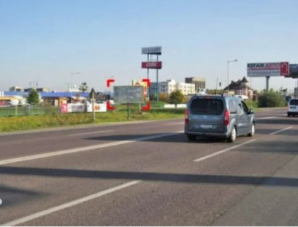 Билборд B в Львове вул. Городоцька, 302 (біля ТЦ "Епіцентр", Автосалон  "Nissan"), місце 1 фото 1