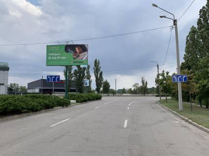 Билборд B в Черновцах вул. Хотинська (біля ТЦ "Епіцентр"), місце 3 фото 3