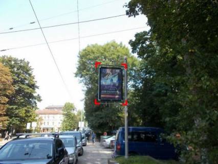 Ситилайт A в Львове вул. Листопадового Чину (біля парку ім. Івана Франка), місце 5 фото 1