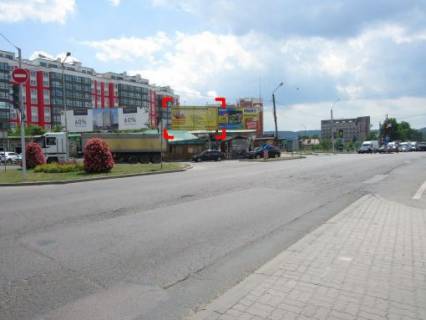 Призма B в Львове вул. Хмельницького ("Галицьке перехрестя"), зліва, призма 3 - 395987 фото 1