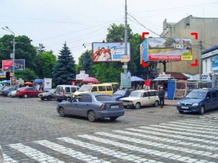 Білборд, Бігборд (Борд)  A у Львові пл. Привокзальна, справа Фото 1