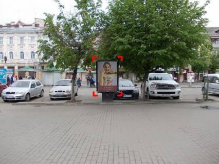 Ситилайт B в Львове вул. Дністровська, 3 (універмаг "Прикарпаття"), місце 2 фото 1