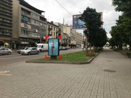 Ситилайт A в Львове вул. Незалежностi, 36, мiсце 2 фото 1
