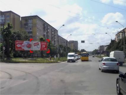 Білборд, Бігборд (Борд)  B у Тернополі вул. 15 квітня – Стуса, справа Фото 1