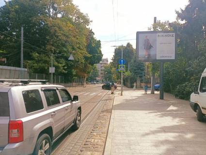 Бэклайт A в Львове пер. вул. Мельника – Квітневої, розмір 2,3 х 3,2 м  беклайт фото 1
