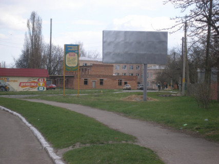 Билборд B в Черкассах ул.Ленина находится при вьезде в Чернобай выходит на вьезд.пожарную часть.минимаркетвьезд.пожарную часть.минимаркет фото 1