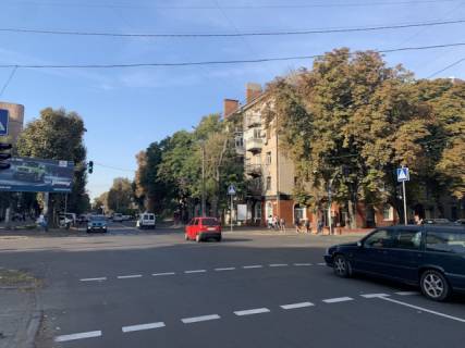 Ситилайт A в Черкассах, 1.2x1.8  ул. Байды Вишневецкого / ул. Гоголя, банк "Восток" фото 1
