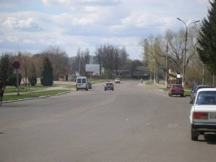 Білборд, Бігборд (Борд)  A у Чорнобаї, 6x3  ул.Ленина  на центральную райбольницу и райполиклинику.РОВД.прокуратуру. гос,натариус аптека Фото 1