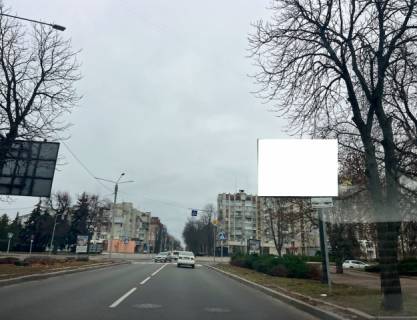 Билборд A в Черкассах, 3x4  ул.Хрещатік Святотроїцька (Кірова) фото 1