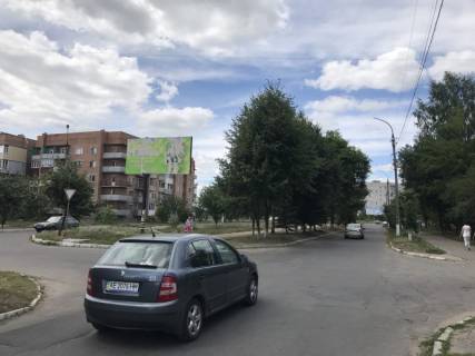 Билборд A в Ватутине бульвар Шевченка(Ватутина) ул.Комарова А2 фото 1