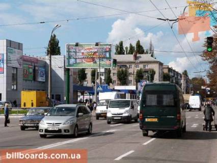 Призма B в Кременчуге Небесної Сотні вул. (кол. Пролетарська) 3а, перекр. с Театральна вул. (кол. Воровського), возле супермаркетов «АТБ», «Эльдорадо», «Billa», «ЭКОмаркет» и Центрального рынка - 87176 фото 1