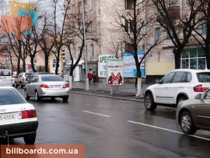 Ситилайт  в Кременчуге ул. Соборная (ул.Ленина), 12/16, возле Центральной городской детской библиотеки им. Торубары фото 1