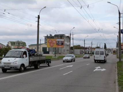 Billboard B in Kremenchuk, 3 х 6  prosp. L.Ukrainki, perehr. z st. Kozac'kou, 5, navproti supermarket <<MarketOpt>> ta SK "Sport Lajf", napramok z centru Photo 1