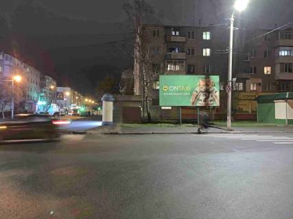 Билборд B в Кременчуге, 3 х 6  просп. Л.Українки, 13-а, біля супермаркету «МаркетОпт», зупинка «Аврора» фото 1