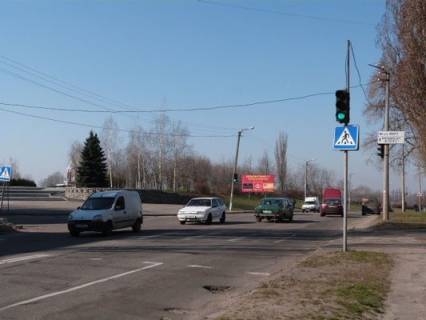 Билборд B в Кременчуге, 3 х 6  вул. В.Пугачова, біля буд. 18, перехр. з вул. Миру, біля Парку «Миру» фото 1