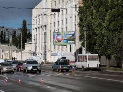 Призма A в Кременчуге, 3 х 6  Свободи просп. (кол. 60-річчя Жовтня), 8а, перехр. з вул. Троїцькою та вул. Хорольською, район супермаркету «АТБ» та електростанції - 87194 фото 1